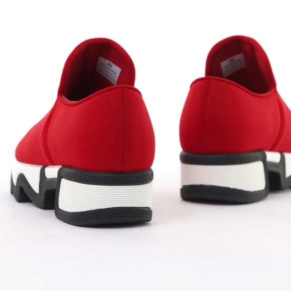 iRi Women’s WES I Red Low Top Sneaker Shoes - Picture 6 of 12